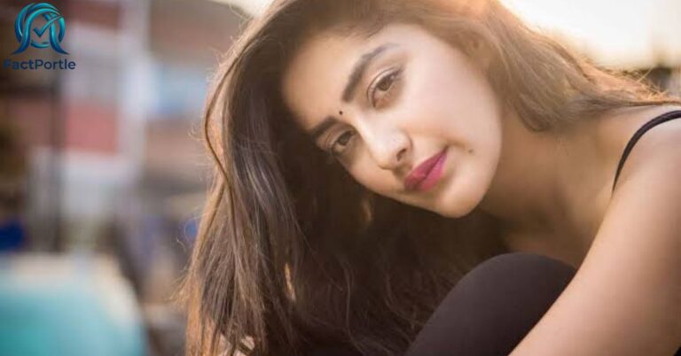 Divya Sharma : Bio, Height, Weight, Age, Facts & More